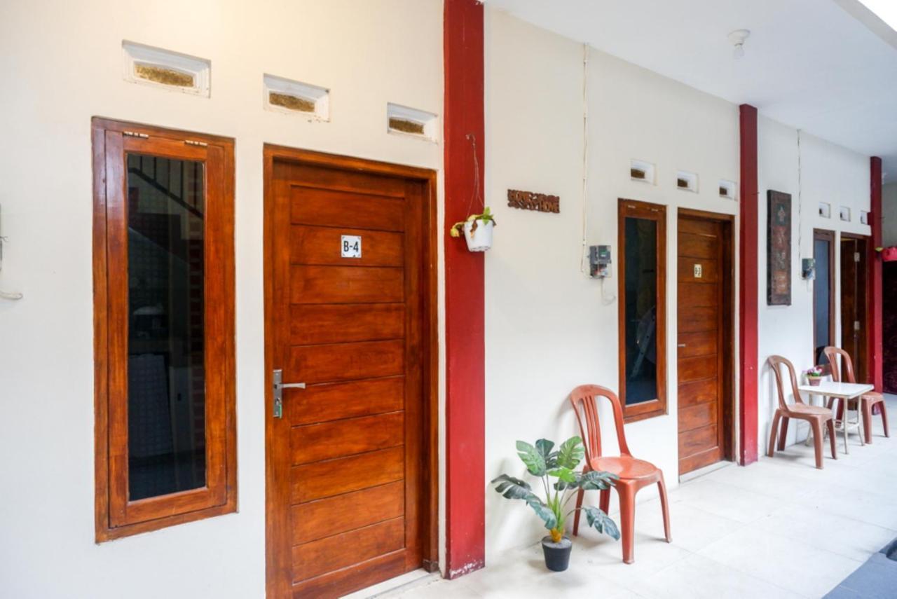 Reddoorz At Mahameru Residence Yogyakarta Kejayan Exterior foto